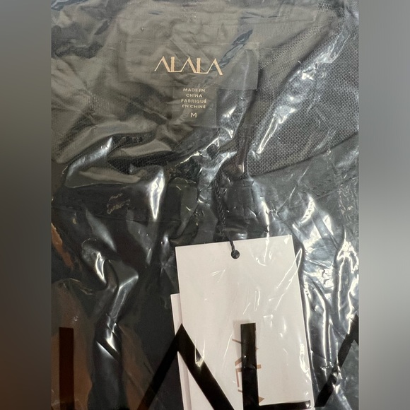 ALALA Fractal Raglan Tee NWT NEVER WORN MSRP $110 - Picture 10 of 10